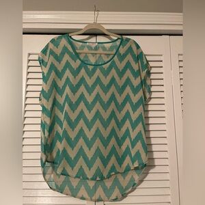 Body Central chevron top. Summer. Loose. medium/large